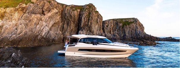 Foto des Jeanneau NC 37 Motorbootes