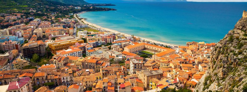 Palermo - Kulturzentrum, Charterbasis und perfekter Starthafen für einen Sizilien-Segeltörn!